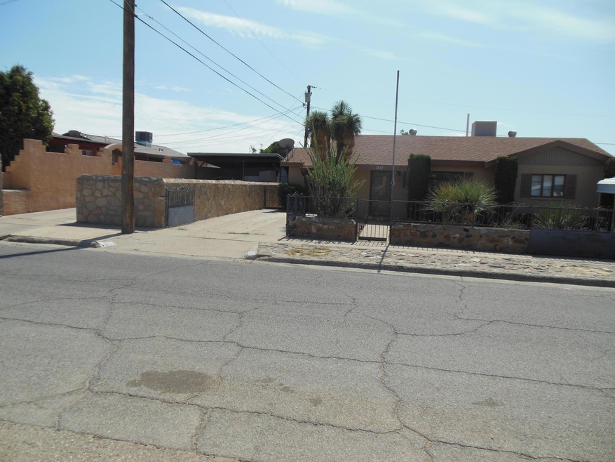 7832 Phoenix Ave, El Paso, TX 79915 - photo 1