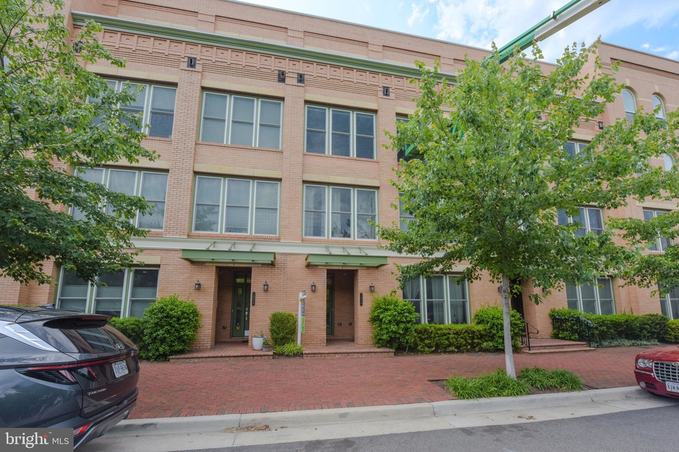 1218 Main Line Blvd unit 102, Alexandria, VA 22301 - photo 1