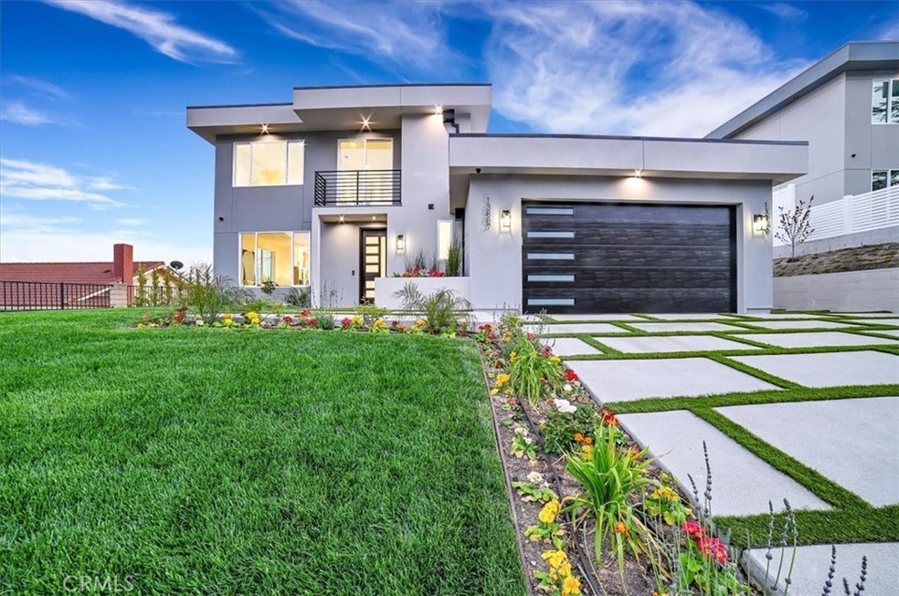 Sold $1,400,000 • Co-Listing Agent