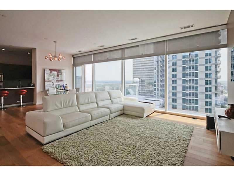 Welcome home to your 2/2 designer city home! Two g