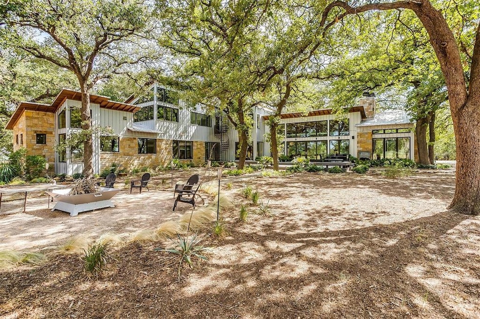 6401 Lazy Bend Rd, Millsap, TX 76066 - photo 1