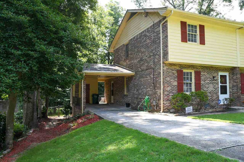 2586 Reagin St, Lithonia, GA 30058 - photo 1