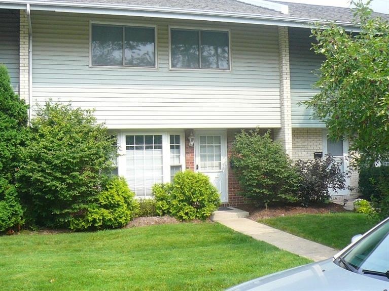805 Birch Tree Ln, Michigan City, IN 46360 - photo 1