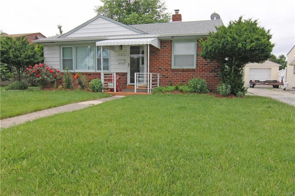 605 Glencroft Cir, Folcroft, PA 19032 - photo 1