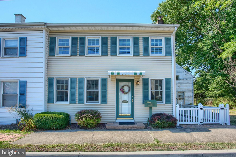 205 E Simpson St, Mechanicsburg, PA 17055 - photo 1