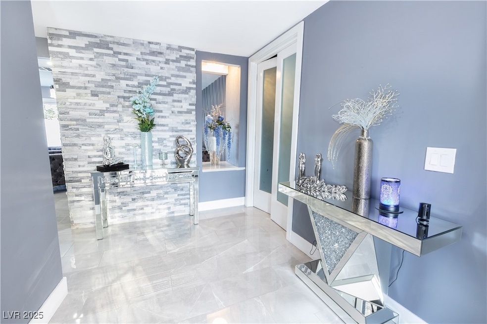 3606 Algonquin Dr, Las Vegas, NV 89169 - photo 1