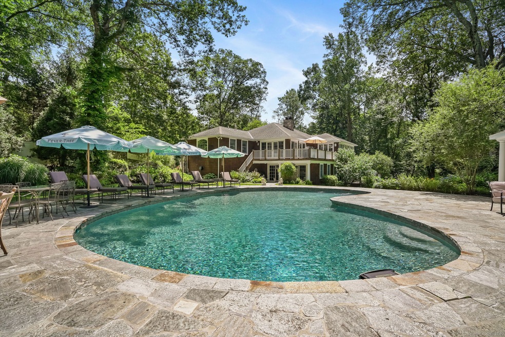 Sold $1,370,000 • Co-Listing Agent