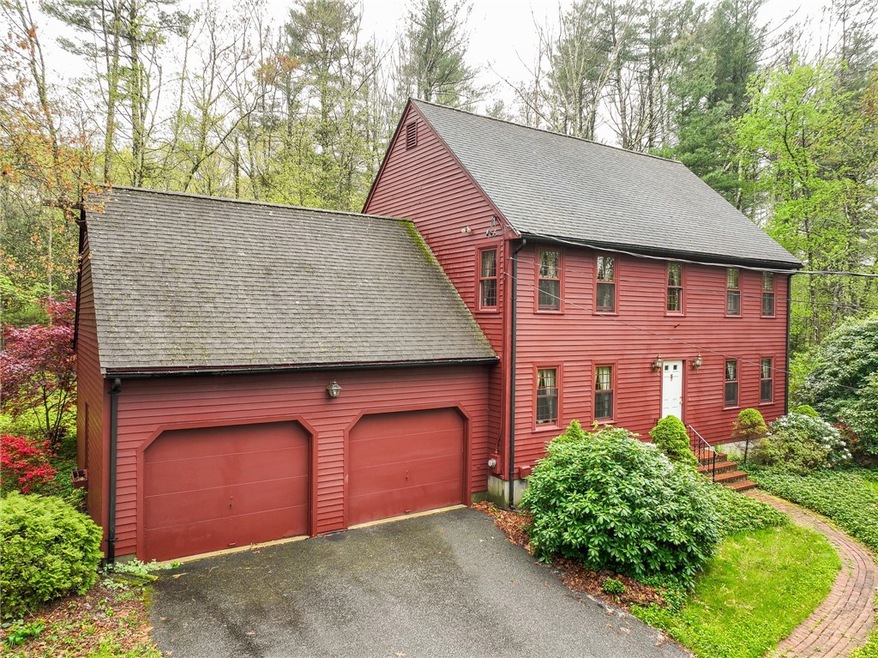 541 Reservoir Rd, Cumberland, RI 02864 - photo 1