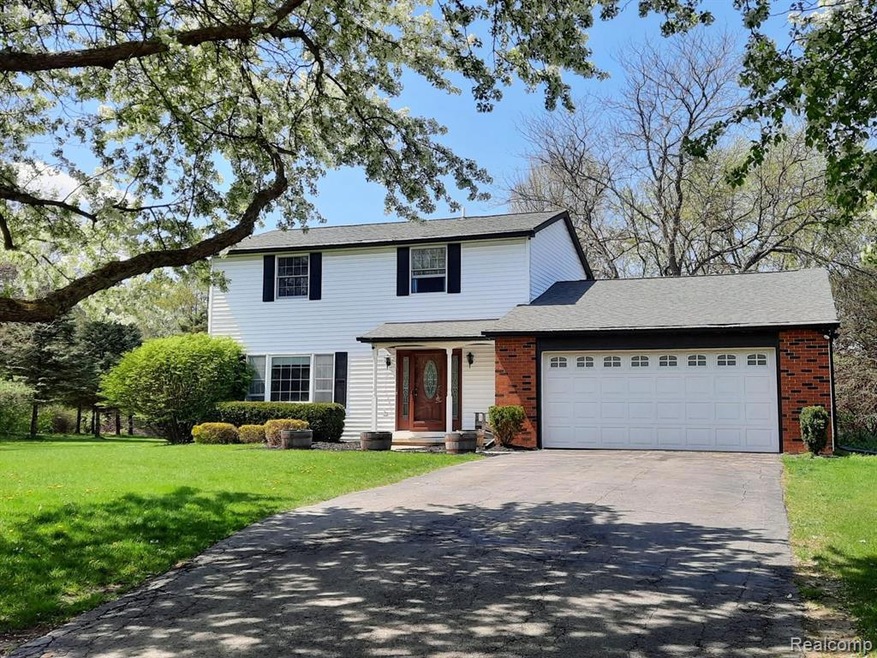 9359ChestnutCir_15058_1.jpg