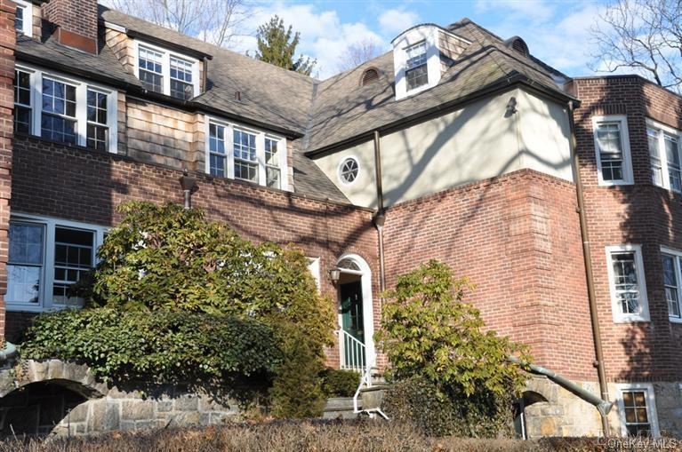 Scarsdale Country Estates unit SR, Scarsdale, NY 10583 - photo 1