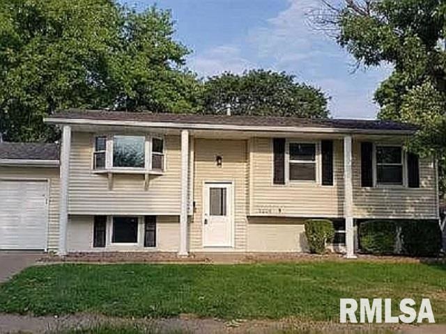 5206 Brown St, Davenport, IA 52806 - photo 1