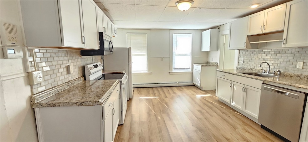 93 Arthur St unit 3W, Brockton, MA 02302 - photo 1