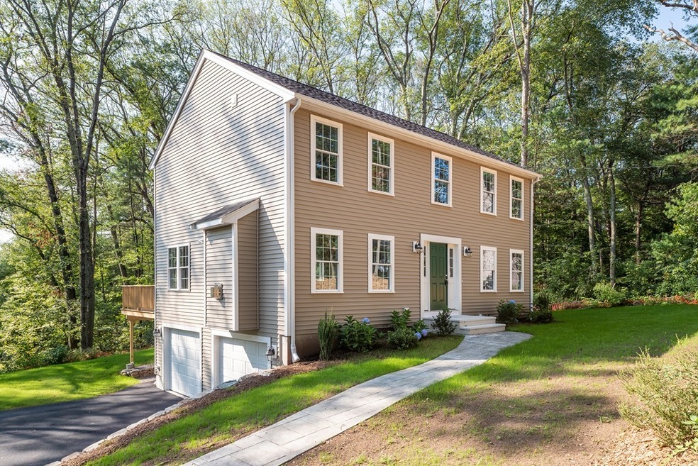 31 Main St, Medway, MA 02053 - photo 1