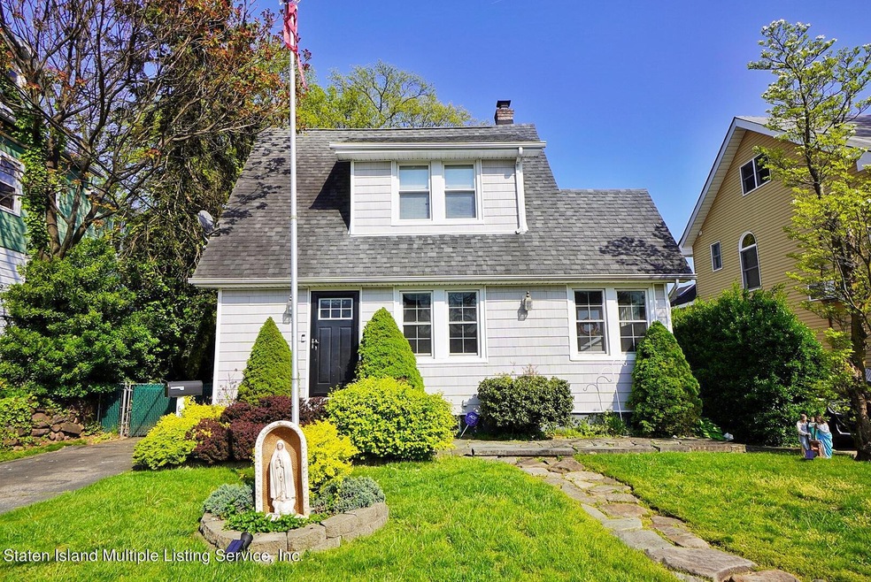 69 Beacon Ave, Staten Island, NY 10306 - photo 1