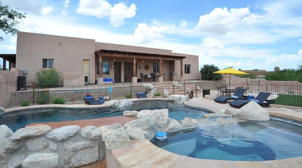 Resort Style Bakcyard!
