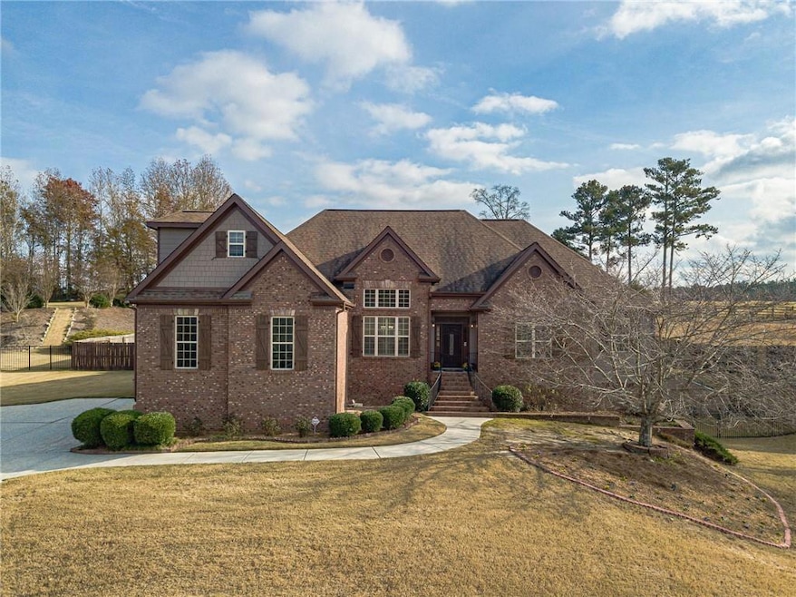 5730 Boulder Ridge Ct, Flowery Branch, GA 30542 - photo 1