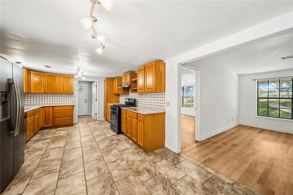 13021 Red Oak Ln, Rogers, AR 72756 - photo 1