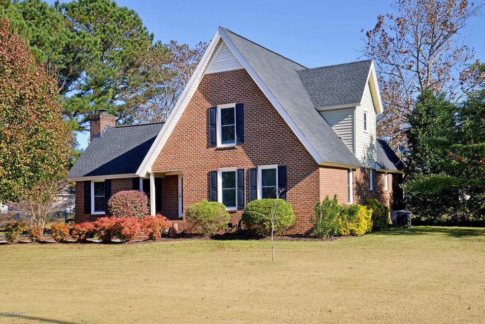 2231 Woodridge Dr, Winterville, NC 28590 - photo 1