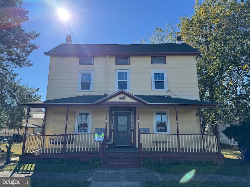 310 Front St, Beverly, NJ 08010 - photo 1