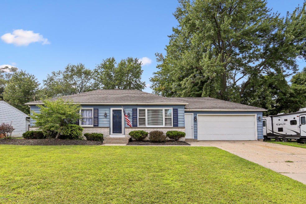 8285 E Chester, Byron Center-32