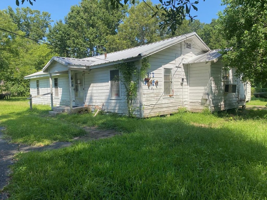 Pending $40,000 • Co-Listing Agent