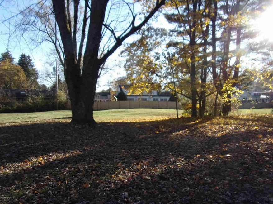 95 Garrison Rd, Queensbury, NY 12804 - photo 1