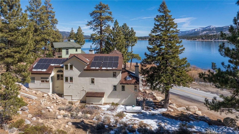 For Sale $1,100,000 • Co-Listing Agent