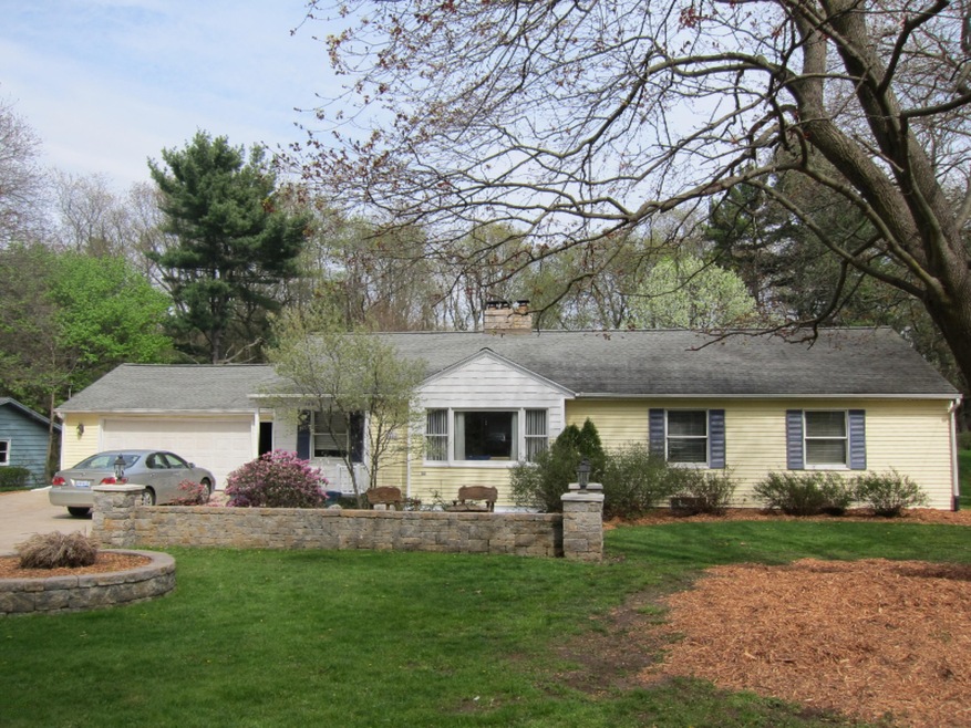 Front ext, Treehaven