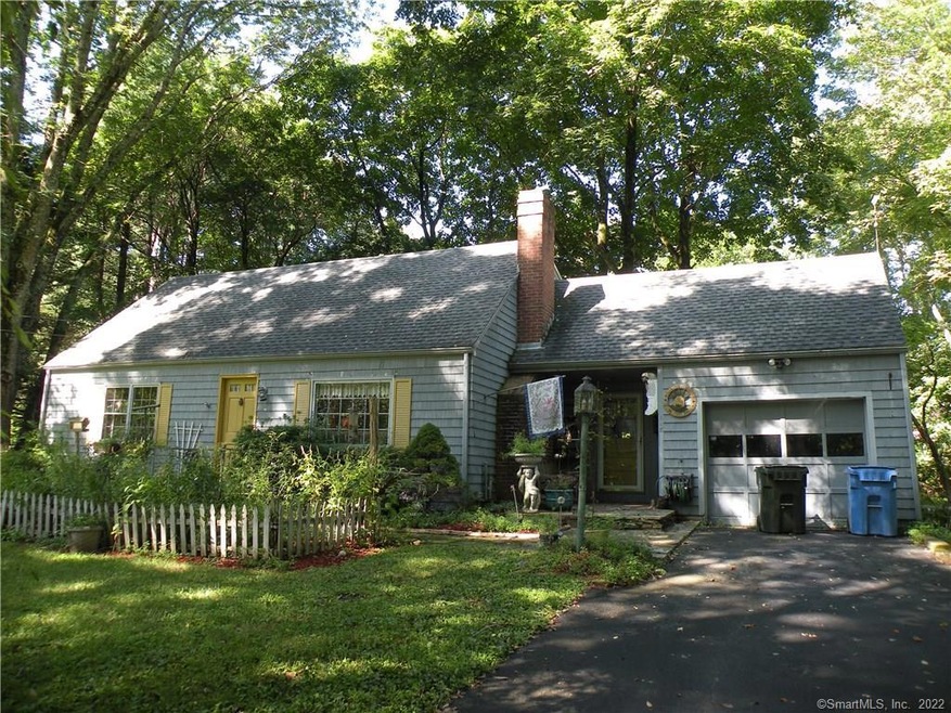 118 Wightman Ave, Norwich, CT 06360 - photo 1
