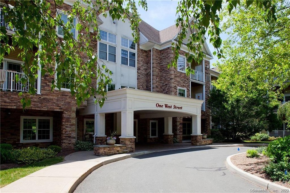 WEELCOME TO HOPMEADOW PLACE IN SIMSBURY