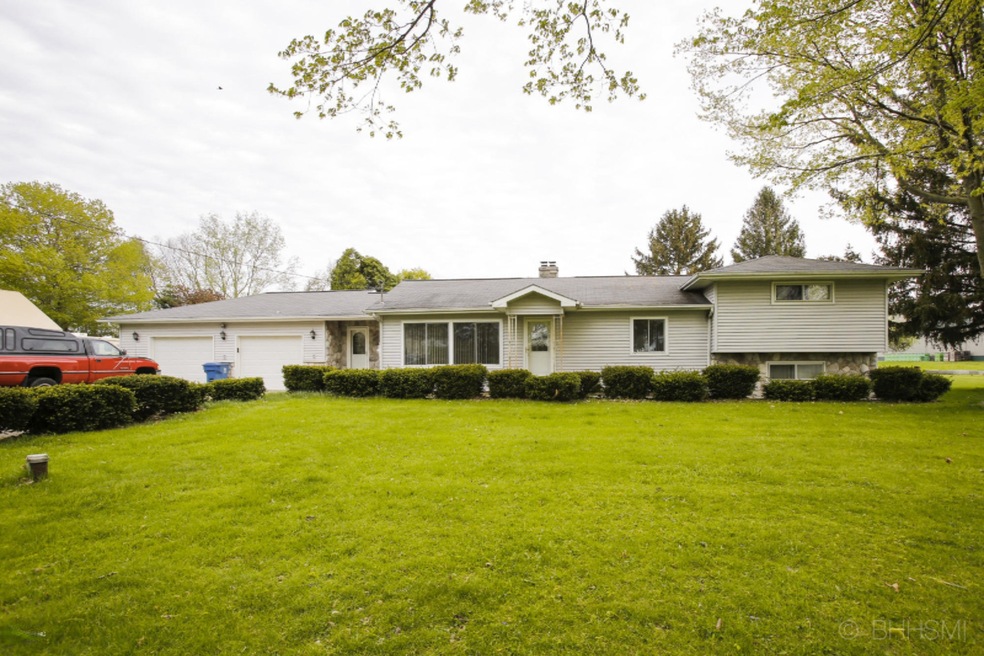 4704 hickory rd-102