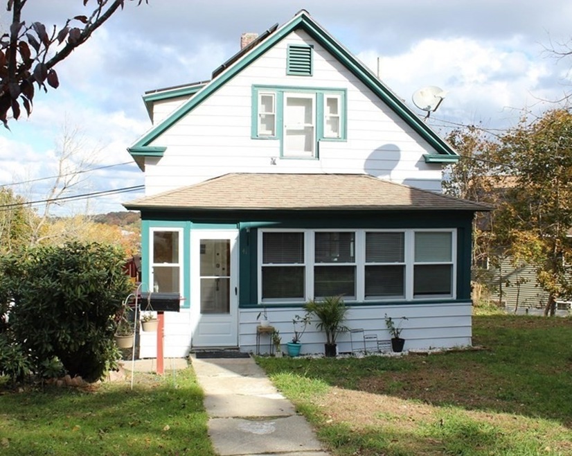 41 Derby St, Worcester, MA 01604 - photo 1