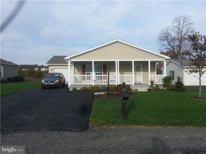 7 Songbird Ct, Bechtelsville, PA 19505 - photo 1