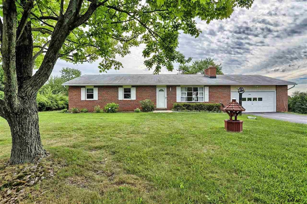 108 Heritage Ln, Sykesville, MD 21784 - photo 1