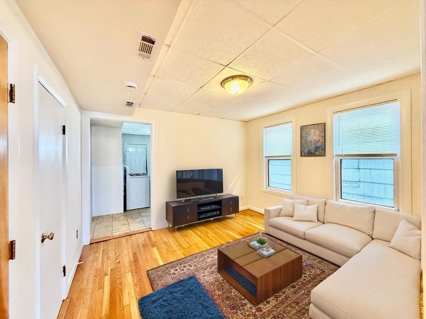 724 Cambridge St unit 3, Cambridge, MA 02141 - photo 1