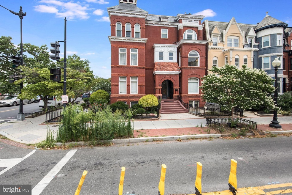 1755 18th St NW unit 200, Washington, DC 20009 - photo 1