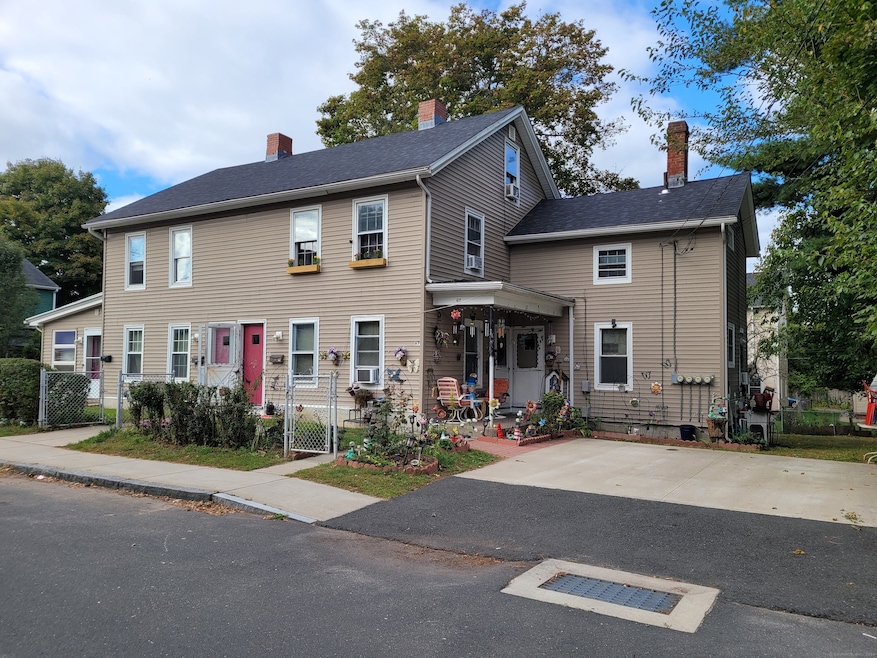 61 Pleasant St, Enfield, CT 06082 - photo 1