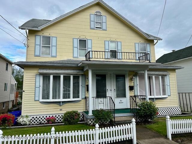 216 2nd St, Blakely, PA 18447 - photo 1