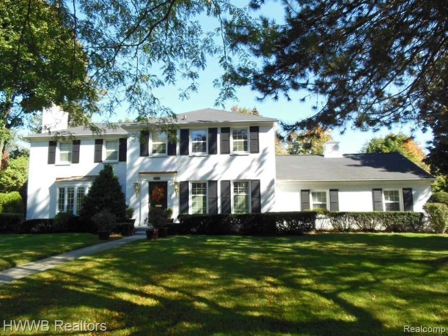 Beautiful Bloomfield Colonial
