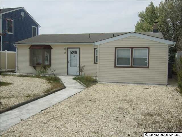 24 Neptune Rd, Toms River, NJ 08753 - photo 1