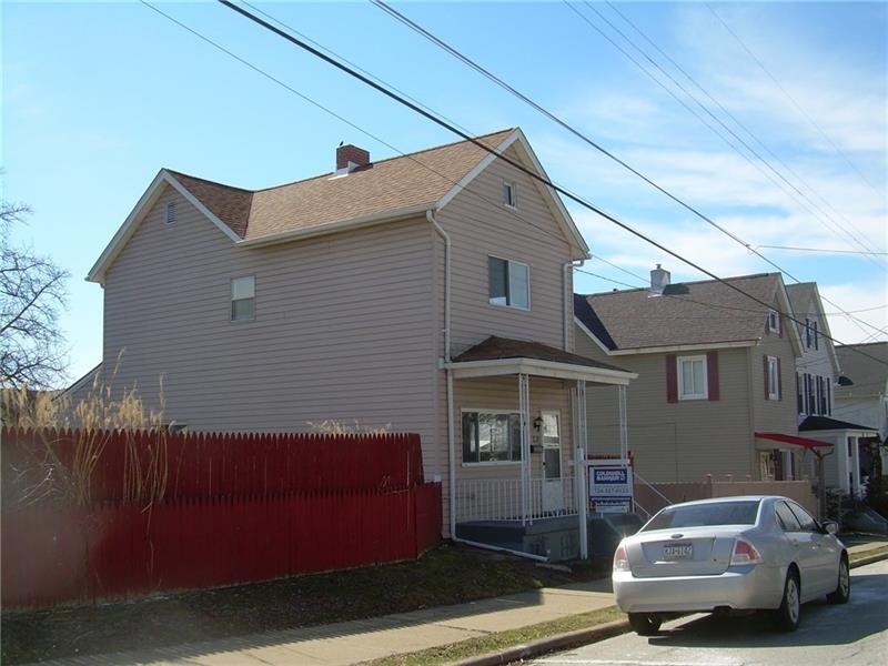 Simple, tidy home in Pitcairn.