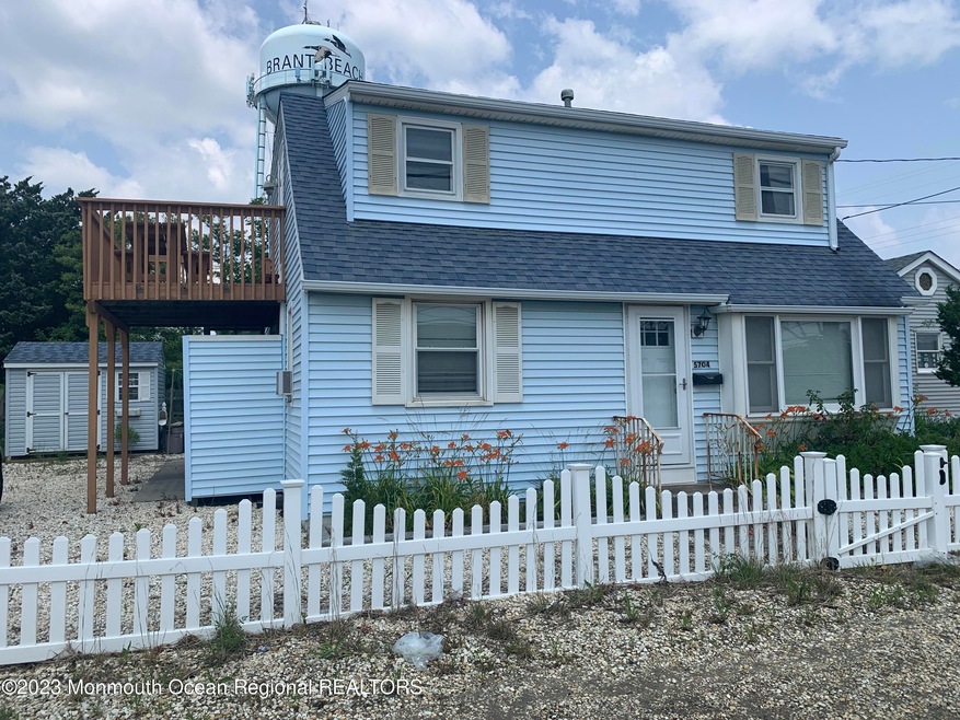 5704 Long Beach 1