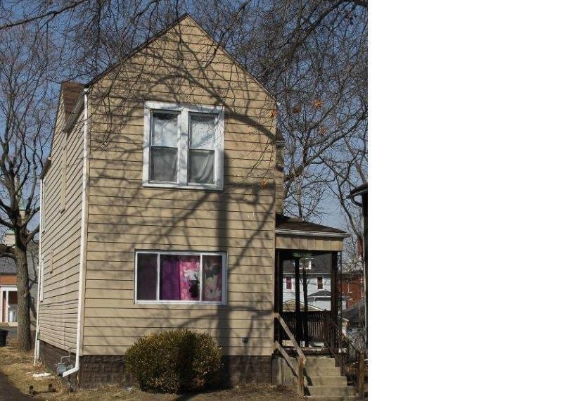 1620 Genessee Ave - Exterior