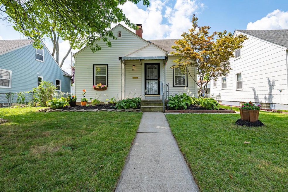 801 Chestershire Rd, Columbus, OH 43204 - photo 1