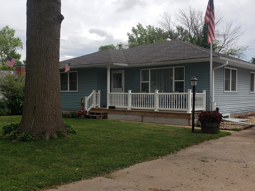 614 N 19 St