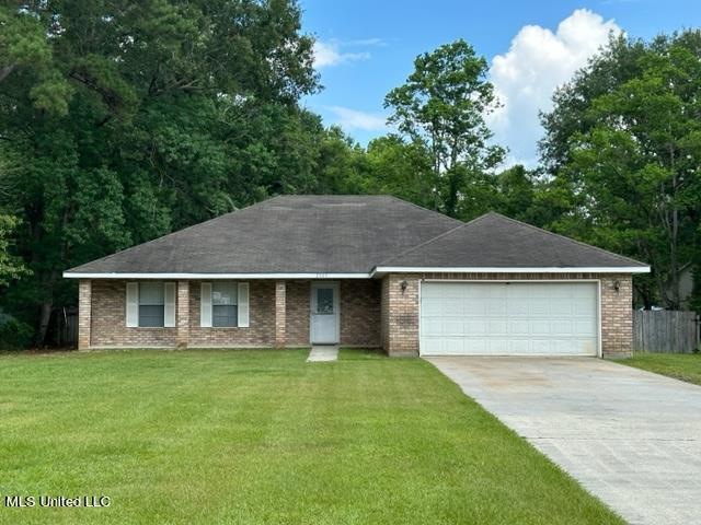2605 Rogers St, Picayune, MS 39466 - photo 1