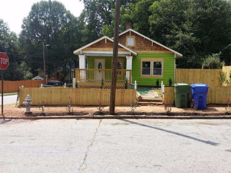 Front view. New fence.
