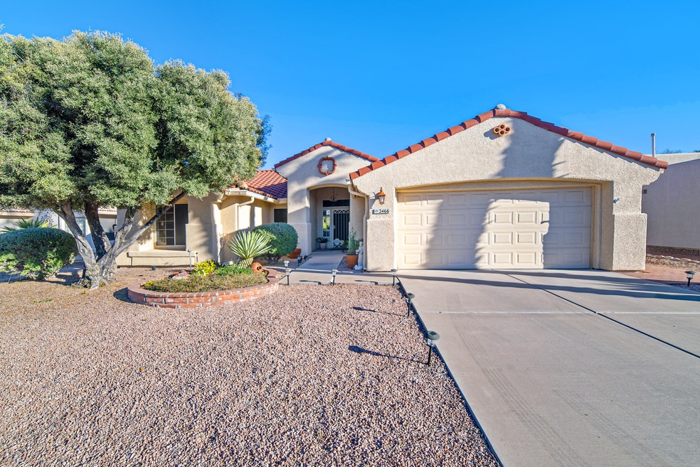 2466 N Camino Reloj 01