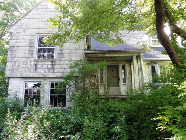 530 Country Club Rd, Waterbury, CT 06708 - photo 1