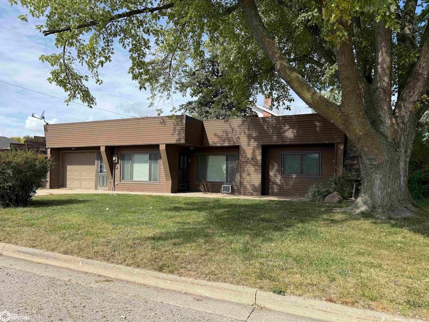 Pending $127,500 • Co-Listing Agent
